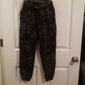 Under armour youth boys joggers
